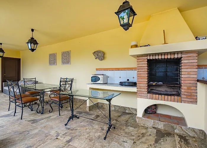 Villa Natali ,Luxury 3-Levels Large Villa On Tenerife, Ocean View, Private Poo L& Barbecue Area